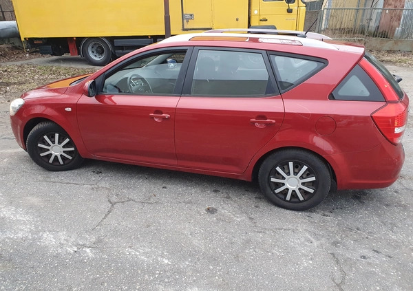 Kia Ceed cena 9500 przebieg: 240000, rok produkcji 2010 z Szubin małe 79